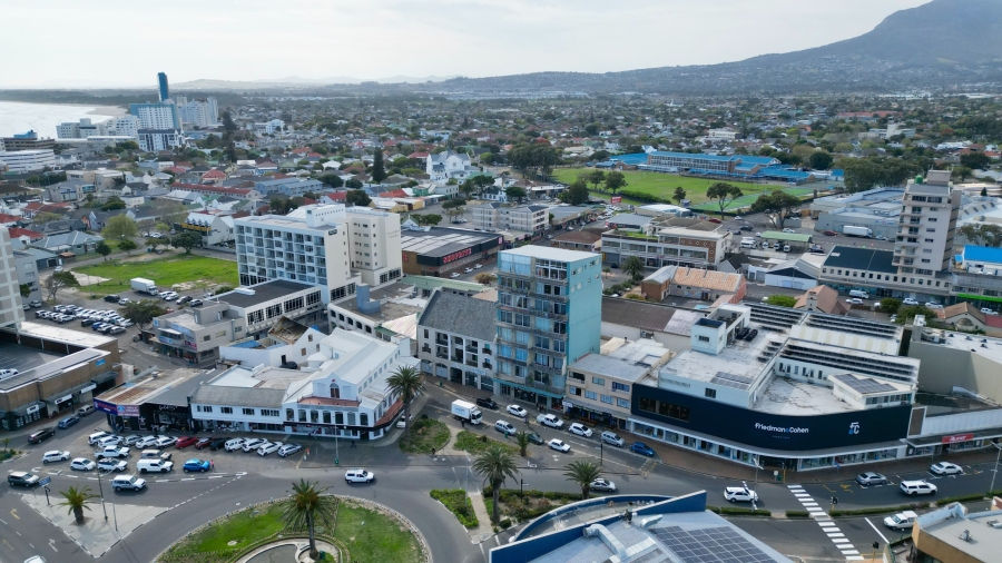 2 Bedroom Property for Sale in Strand Central Western Cape